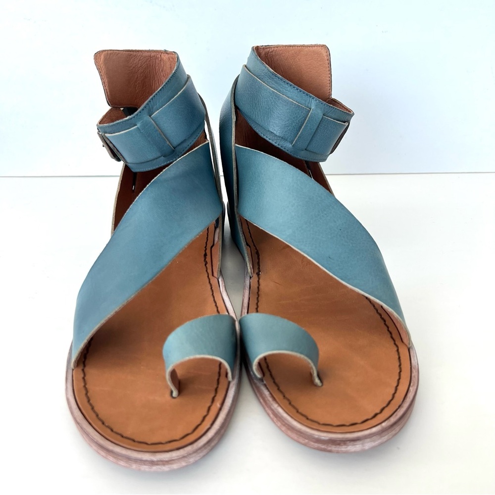FREE PEOPLE Vale Blue Leather Ankle Buckle Strap Flat Boot Sandals Sz 41 NWOB - Picture 6 of 15
